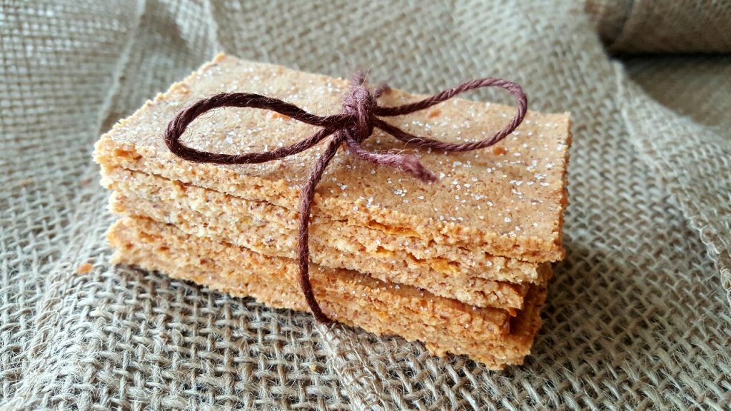 The best low carb cheese crackers ever !!!