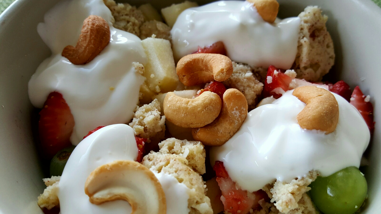 My favorite 5 minute banana bread breakfast