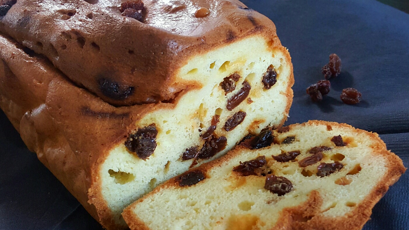 A delicious sweet bread with cranberry flakes – only 2 g carb per servings